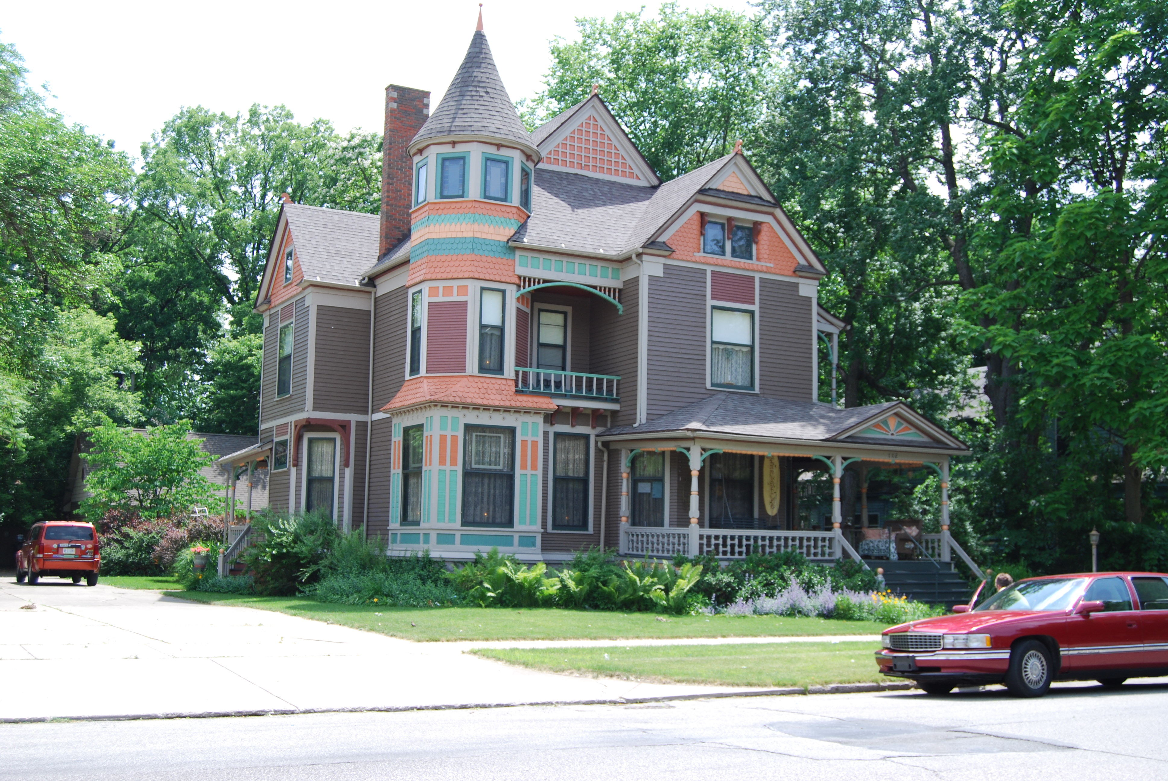 702 West Colfax